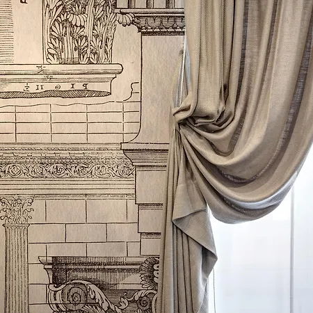 Intown Luxury Apartment * Rom