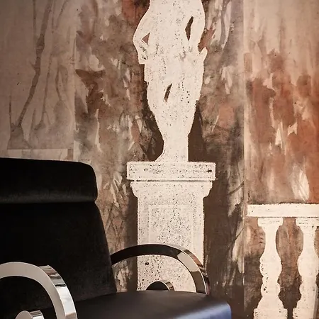 Intown Luxury Apartment