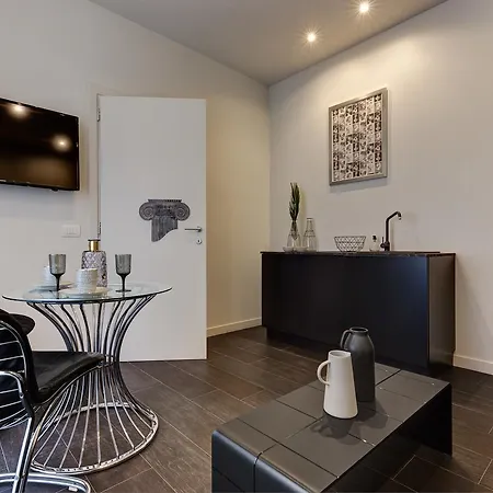 Pensjonat Intown Luxury Apartment