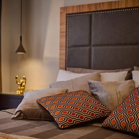 Intown Luxury Apartment Pensjonat *