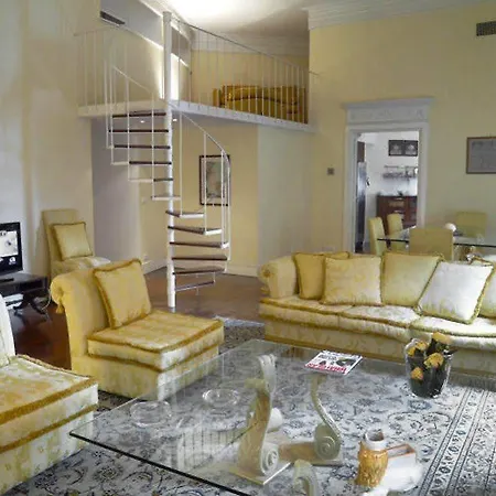 Intown Luxury Apartment *